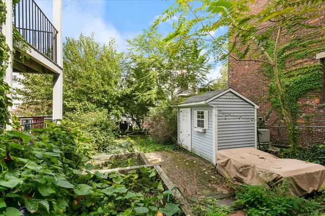 $599,000 | 364 Sumner Street, Unit 2, Boston, MA 02128