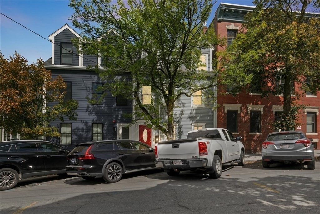 364 Sumner Street, Unit 2 Boston, MA 02128 - Photo 4 of 41