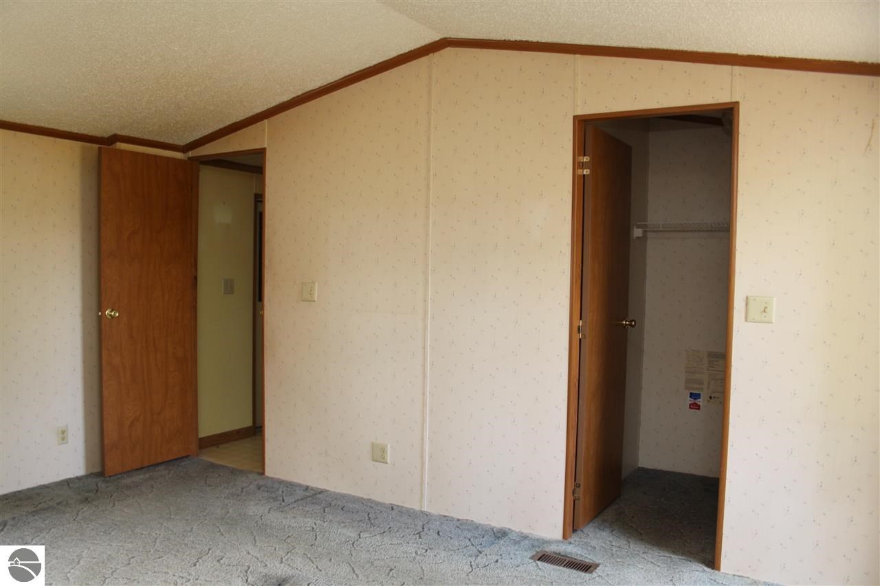 12772 Litzen Road Copemish, MI 49625 - Photo 39 of 57 1778614-38.JPG