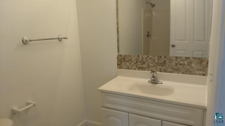 2138 Paradise Road Barnum, MN 55707 - Photo 12 of 24 Gallery Image 12