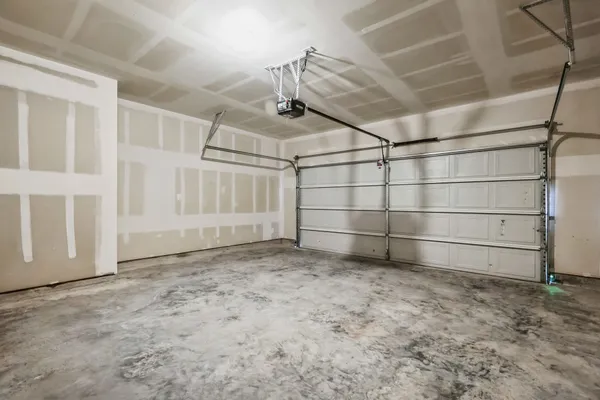 $2,200 | 16523 Pine Arrow Drive, Conroe, TX 77302