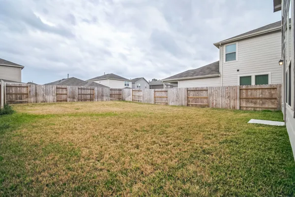 $2,200 | 16523 Pine Arrow Drive, Conroe, TX 77302