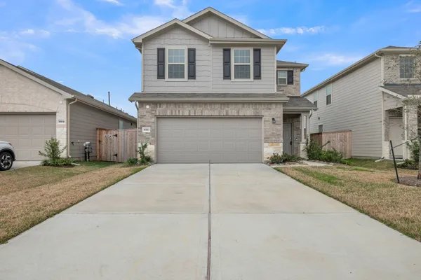 $2,200 | 16523 Pine Arrow Drive, Conroe, TX 77302