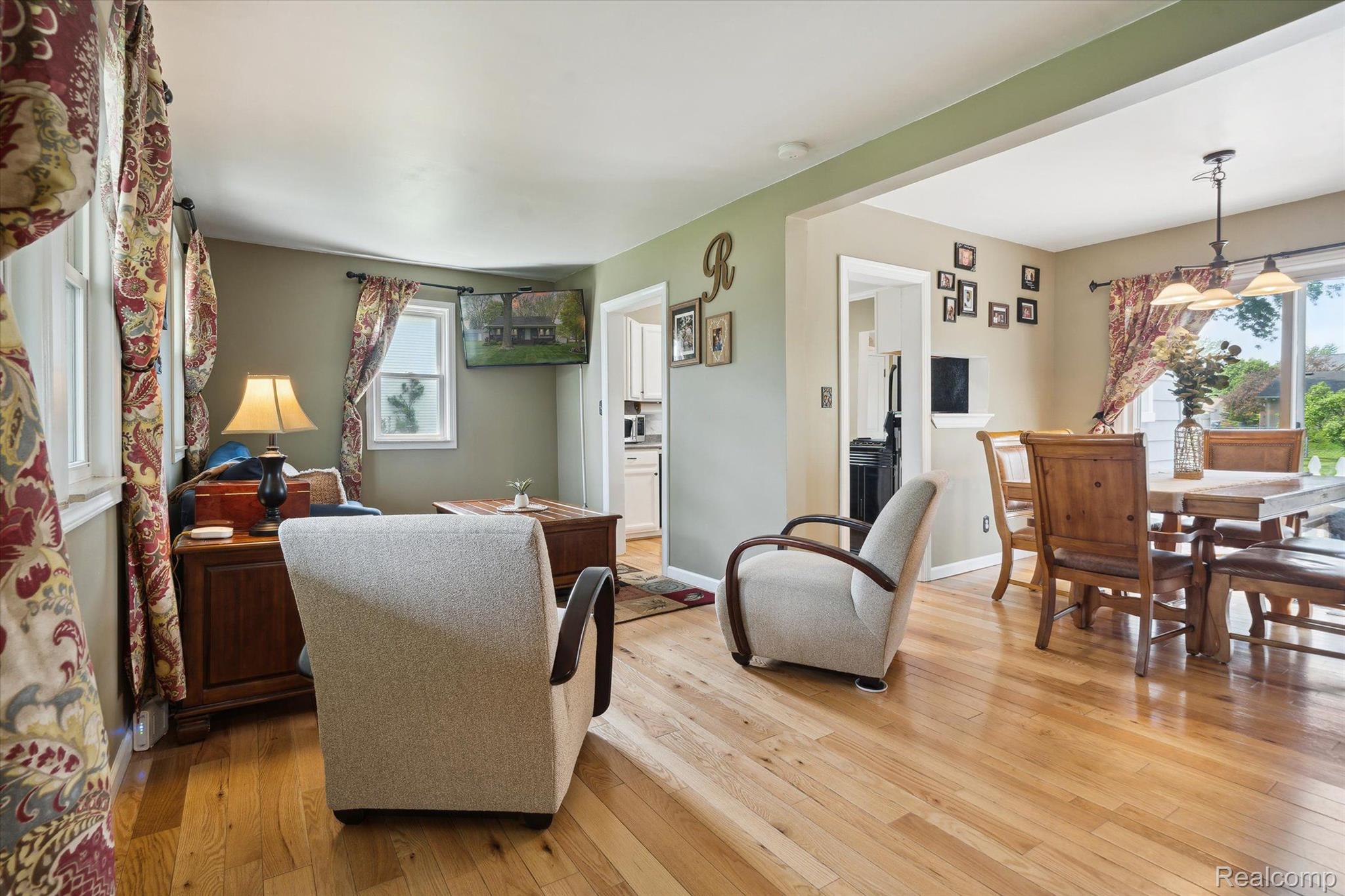 3816 Mildred Avenue Rochester, MI 48309 - Photo 10 of 37 Gallery Image 10