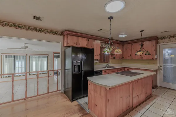 $269,000 | 2035 Summit Boulevard, Pensacola, FL 32503