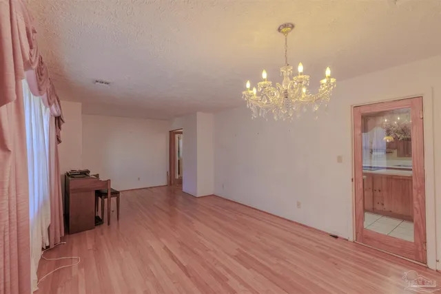 $285,000 | 2035 Summit Boulevard, Pensacola, FL 32503