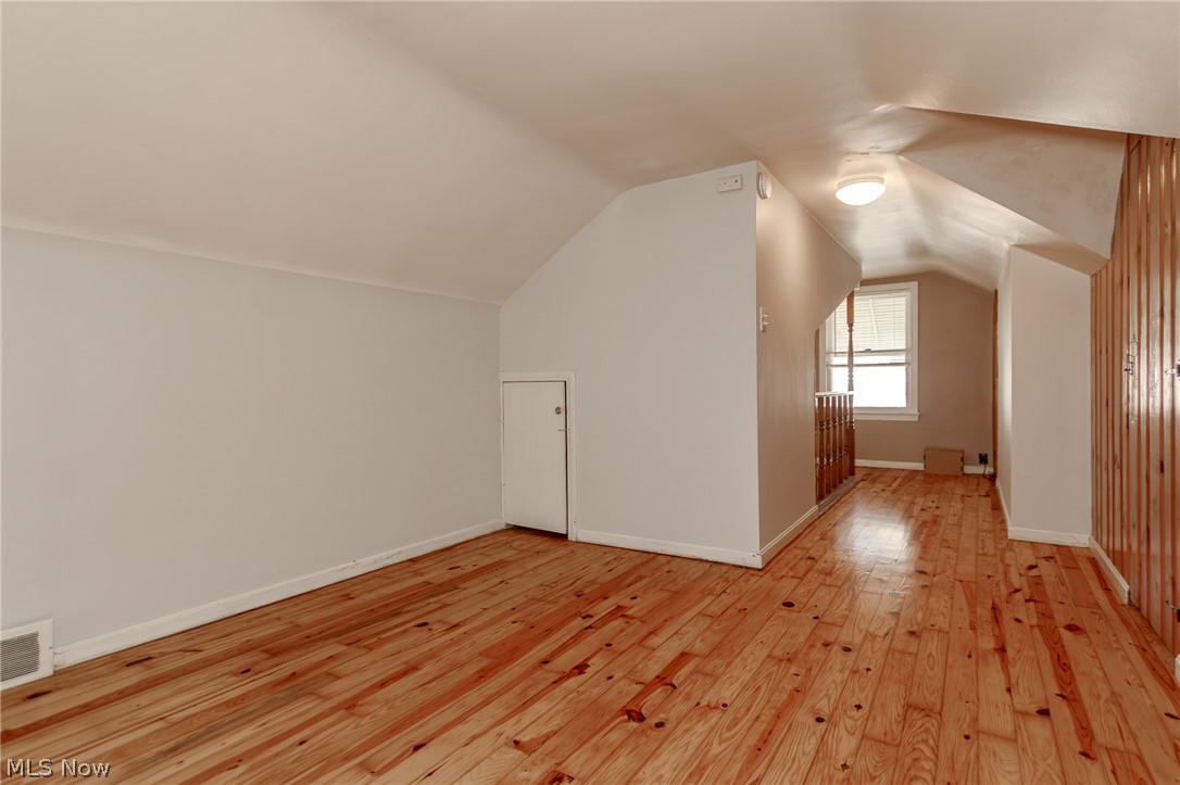 1752 Brainard Road Lyndhurst, OH 44124 - Photo 22 of 42 Gallery Image 22