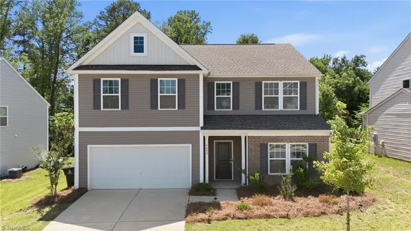 $2,600 | 4622 Wesmar Court, Pfafftown, NC 27040