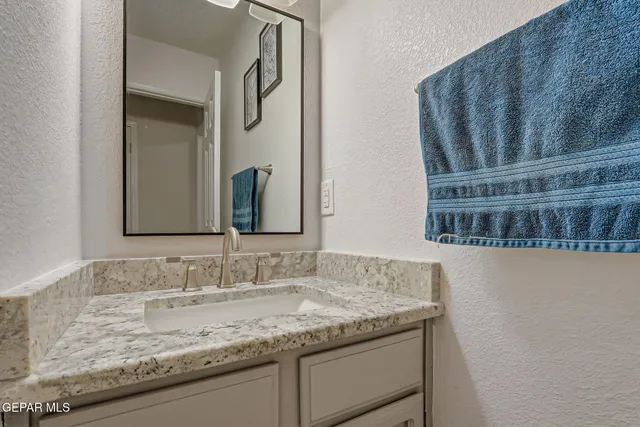 $353,000 | 10840 Loma Del Norte Drive, El Paso, TX 79934