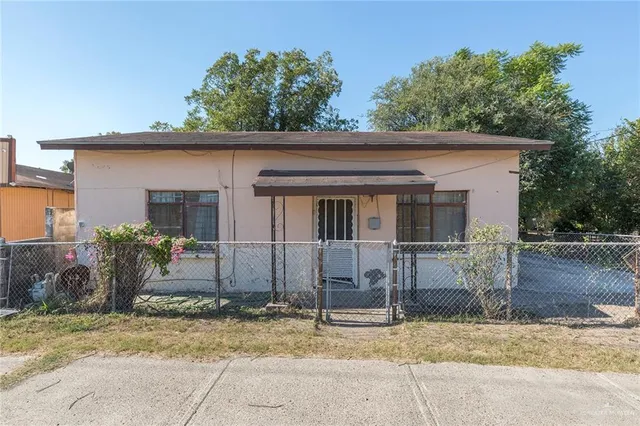 a view of house with outdoor space