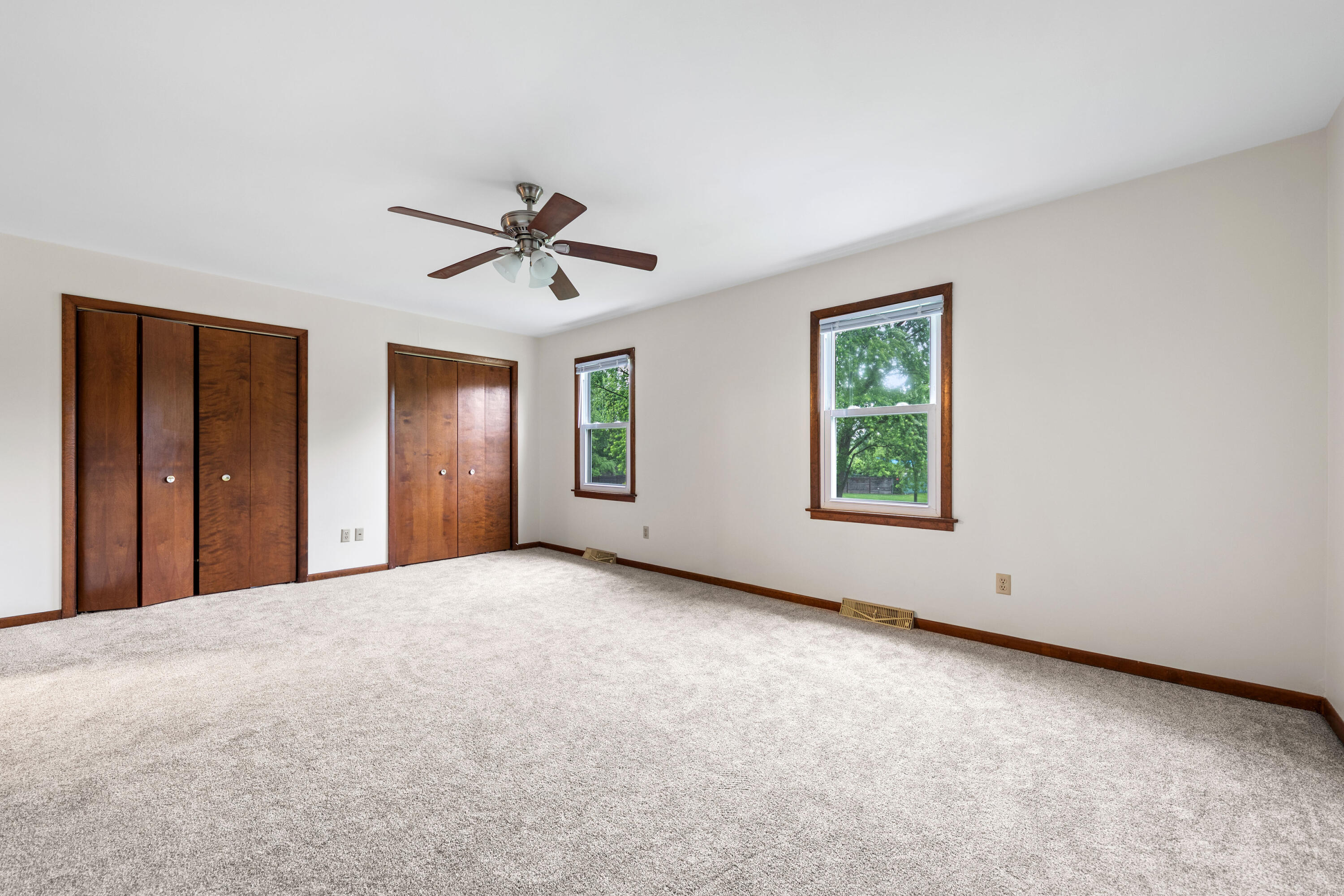 8558 Mathews Street Crown Point, IN 46307 - Photo 12 of 27 3000x2002