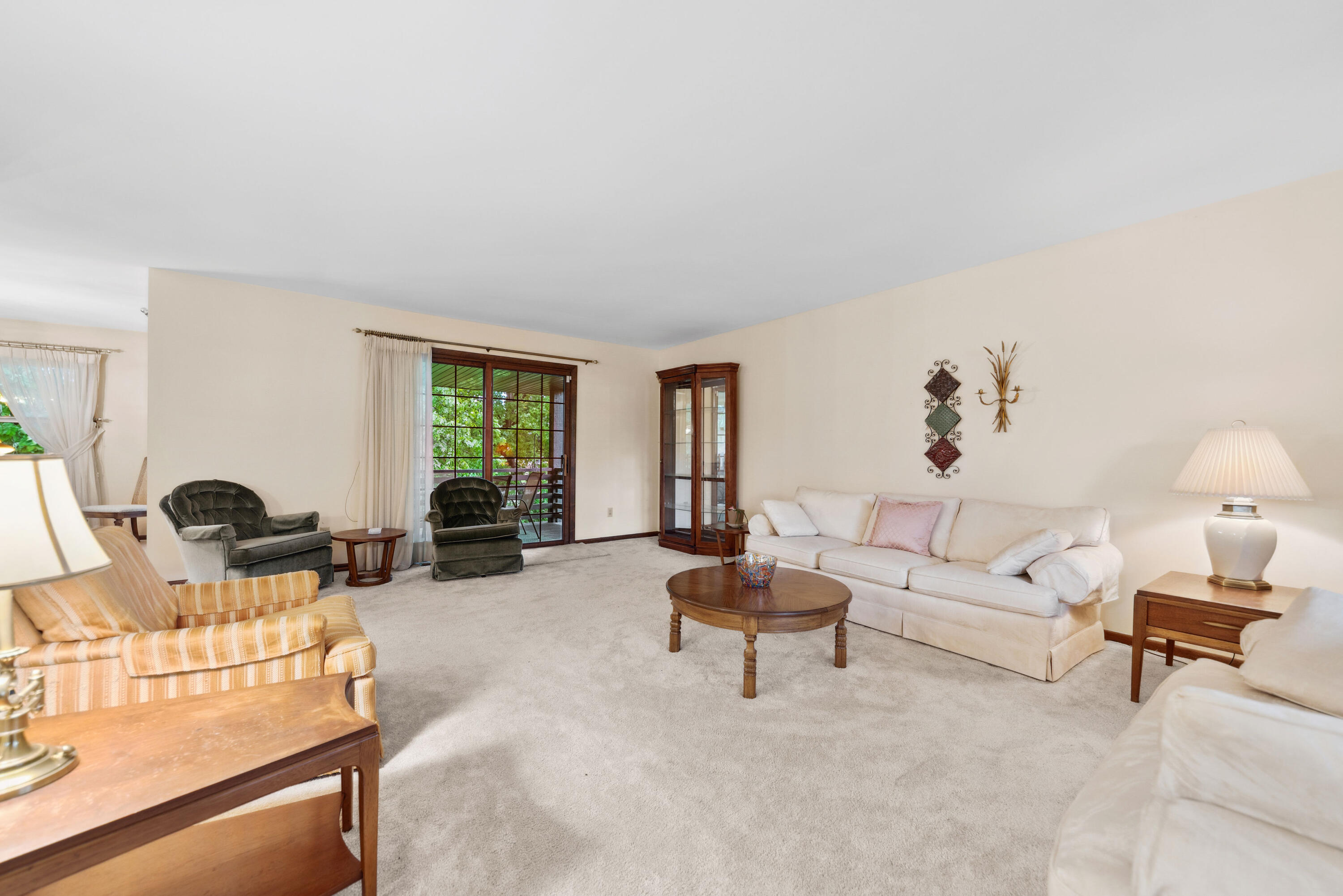 8558 Mathews Street Crown Point, IN 46307 - Photo 5 of 27 3000x2002
