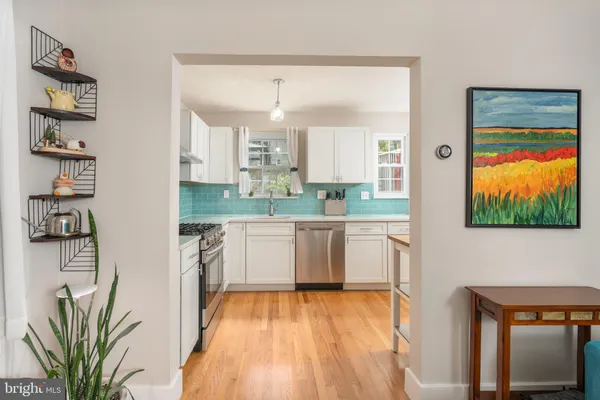 $865,000 | 1628 North Colonial Terrace, Arlington, VA 22209