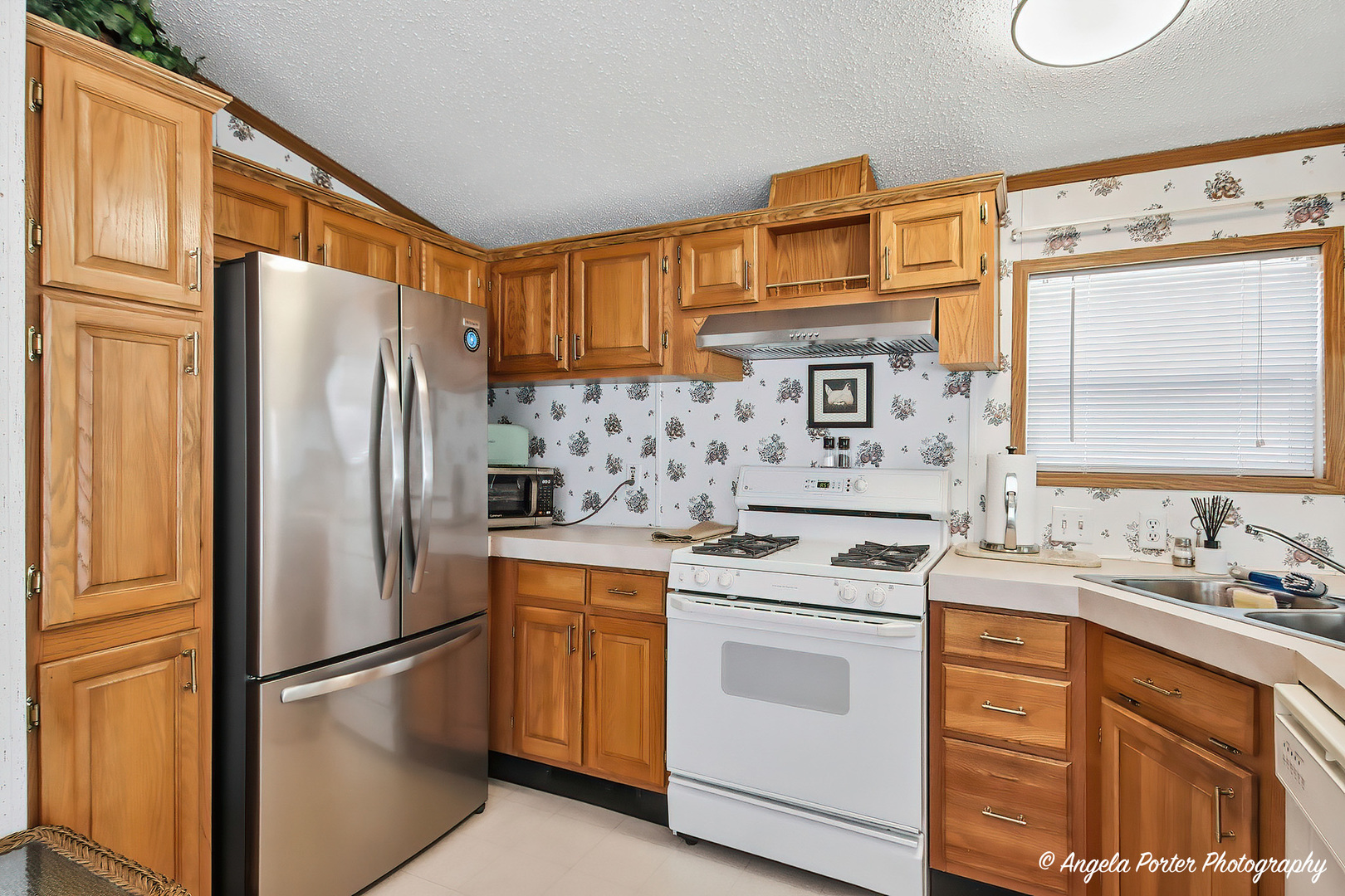 240 Whitney Road, Unit 13 Lake Zurich, IL 60047 - Photo 12 of 20