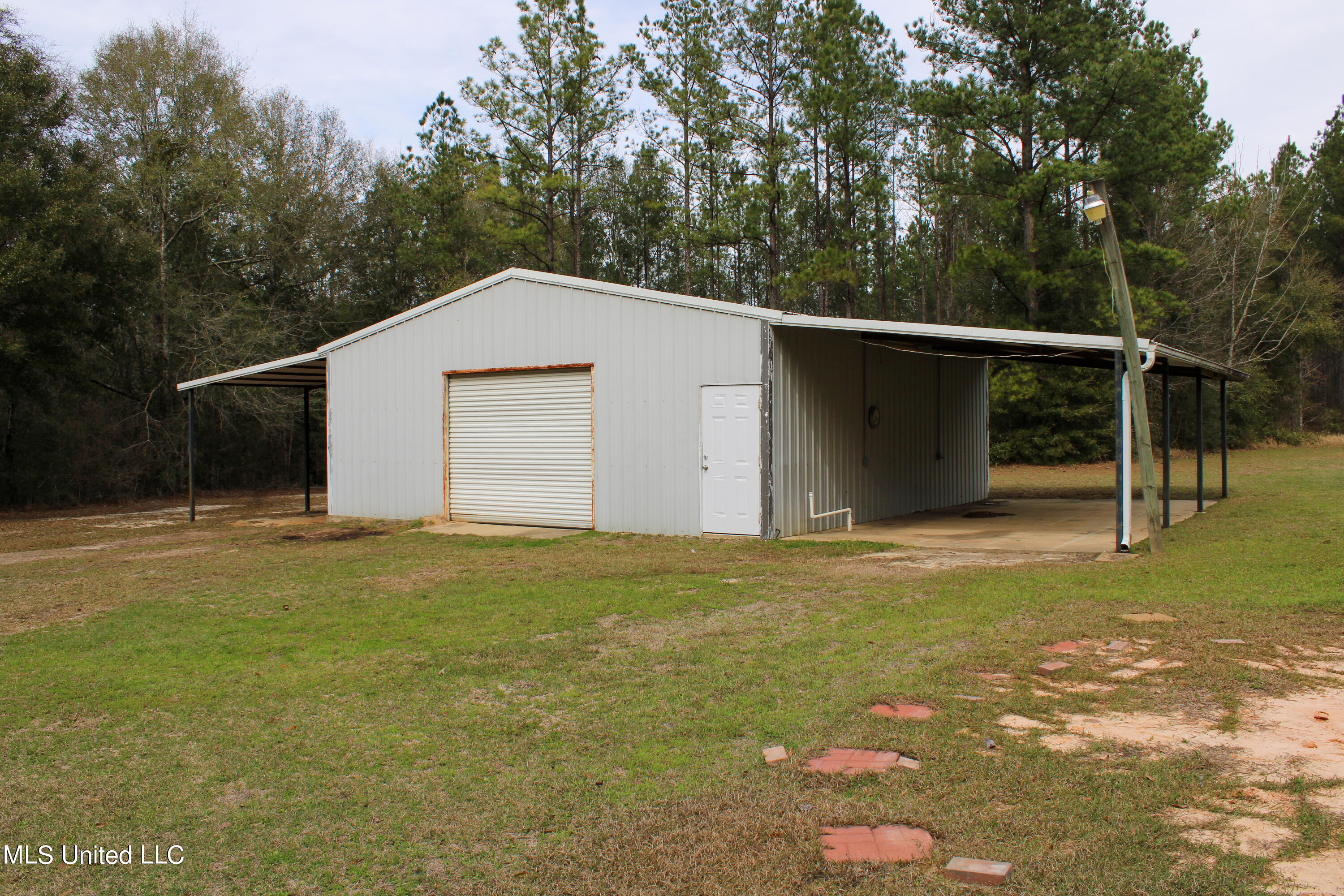 294 Monkey Mizell Road Lucedale, MS 39452 - Photo 18 of 29 IMG_0057