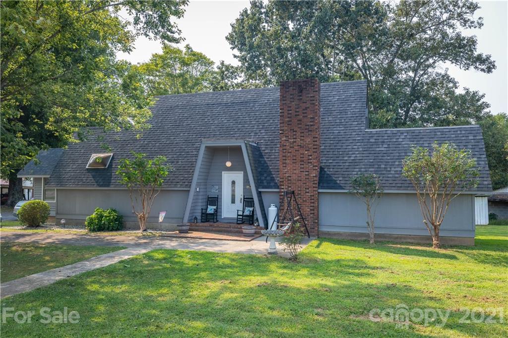 3735 Hartland Road Morganton, NC 28655 - Photo 1 of 23 Gallery Image 1