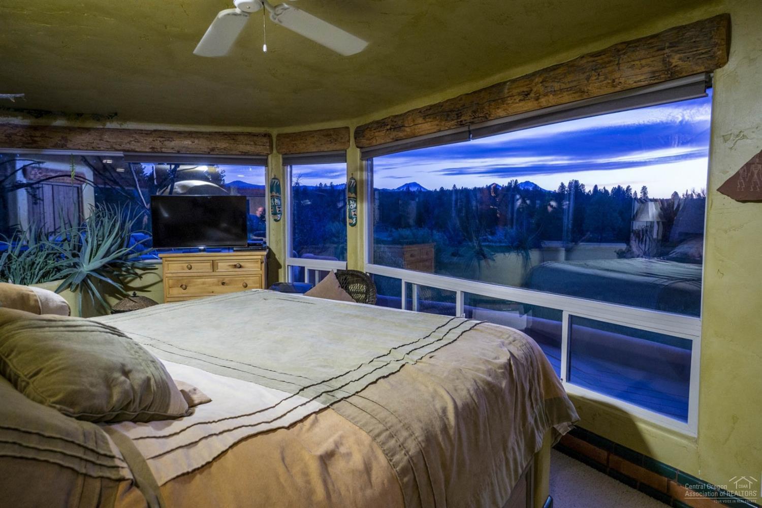 18281 Couch Market Road Bend, OR 97703 - Photo 20 of 25 Additional Photo