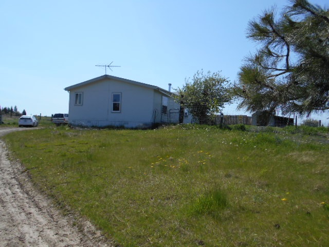12108 East Rinear Road Valleyford, WA 99036 - Photo 16 of 20