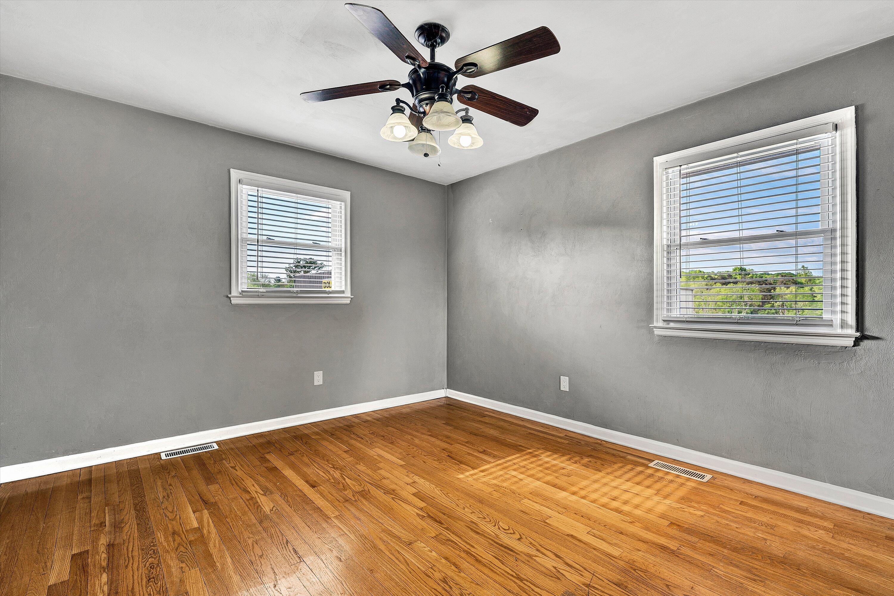10640 Stewartsville Road Vinton, VA 24179 - Photo 13 of 33 13-SGP-03514