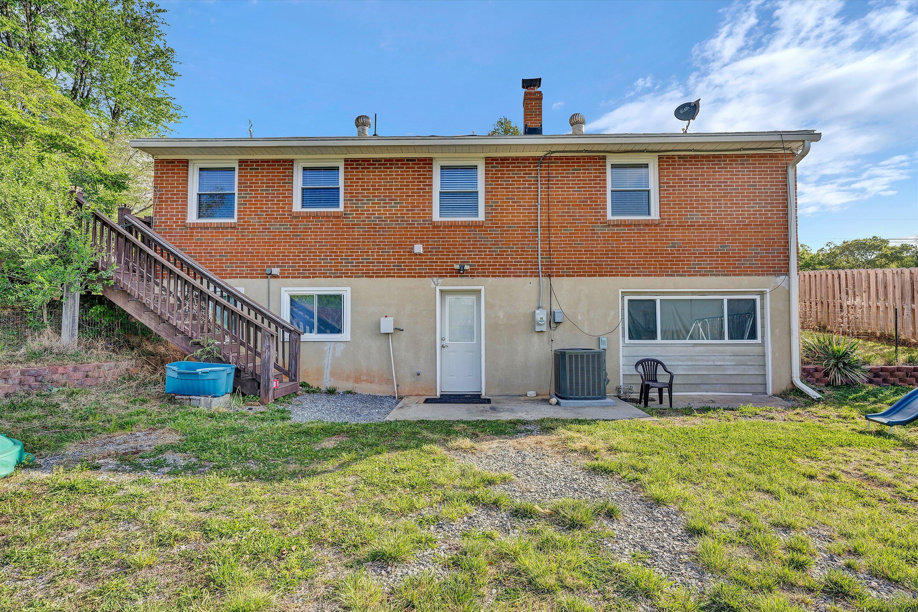 10640 Stewartsville Road Vinton, VA 24179 - Photo 25 of 33 25-SGP-03463