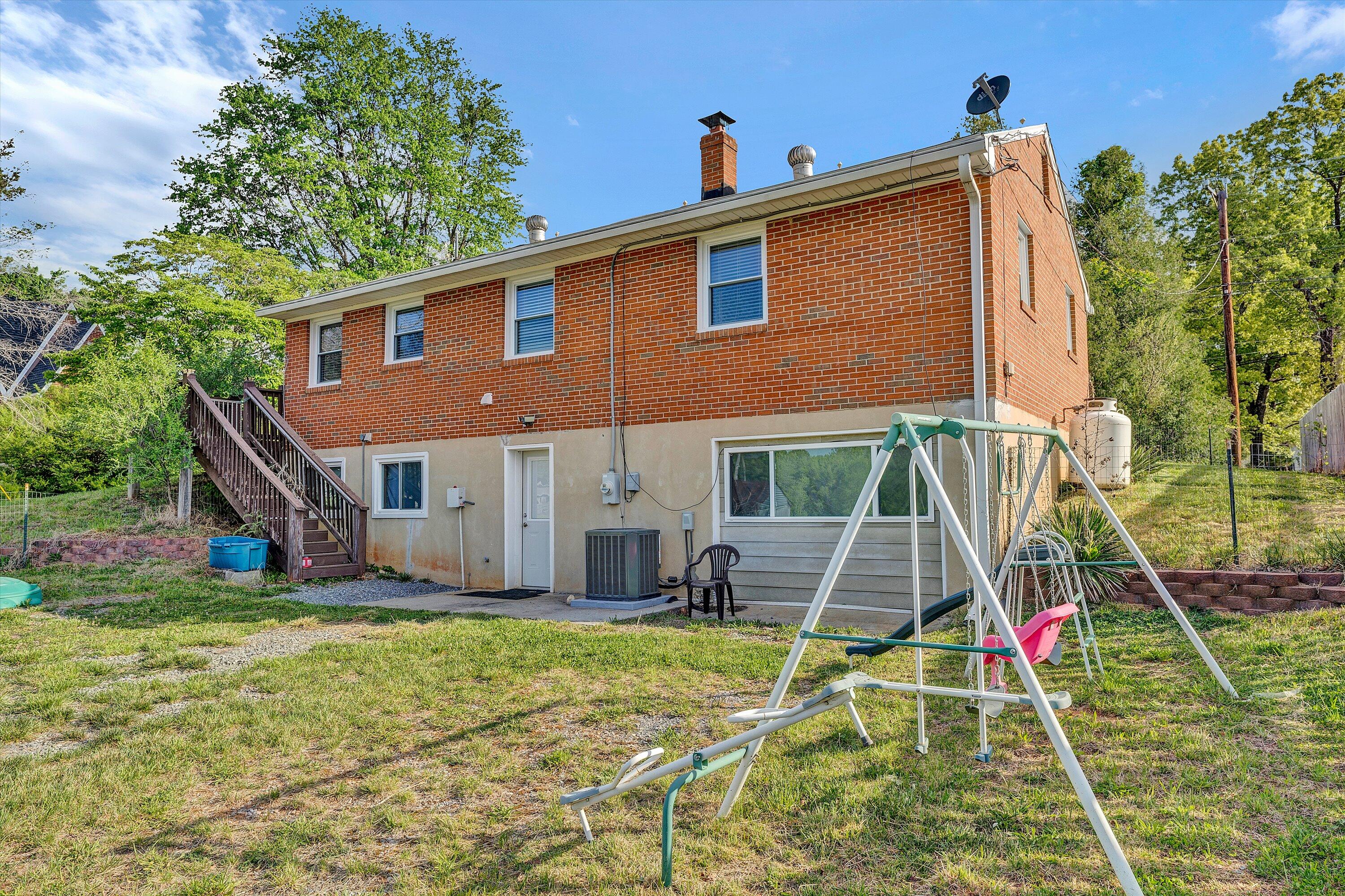 10640 Stewartsville Road Vinton, VA 24179 - Photo 26 of 33 26-SGP-03466