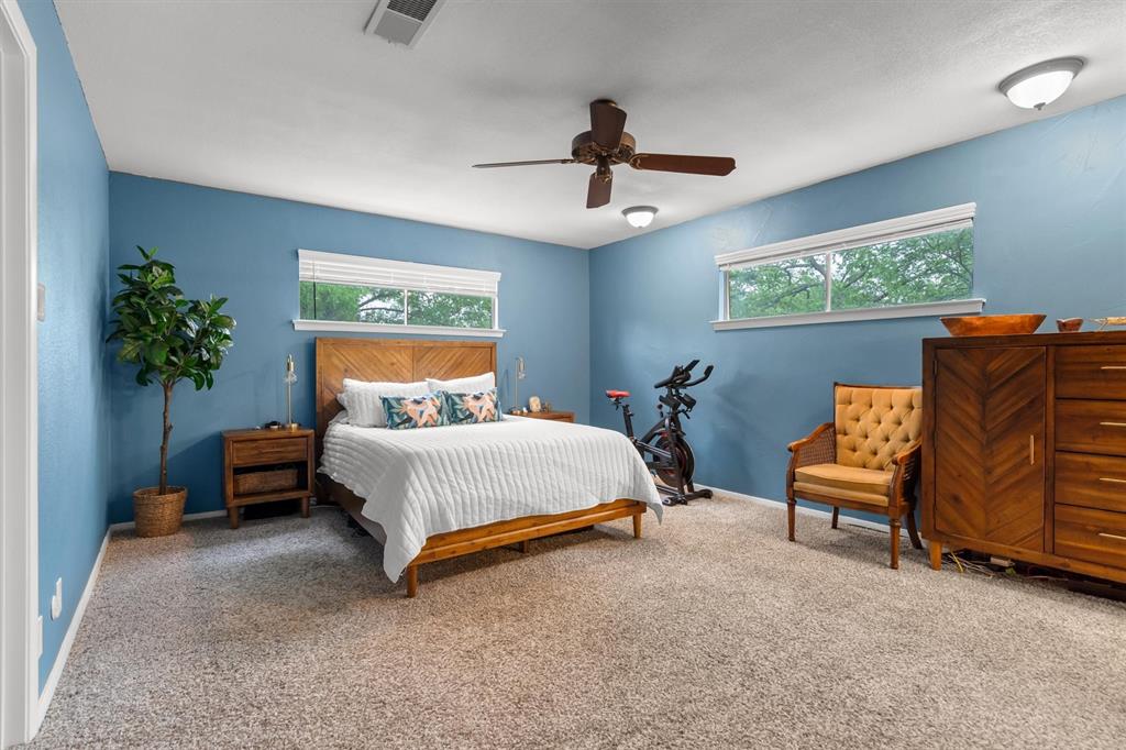 632 Caduceus Court Hurst, TX 76053 - Photo 18 of 34