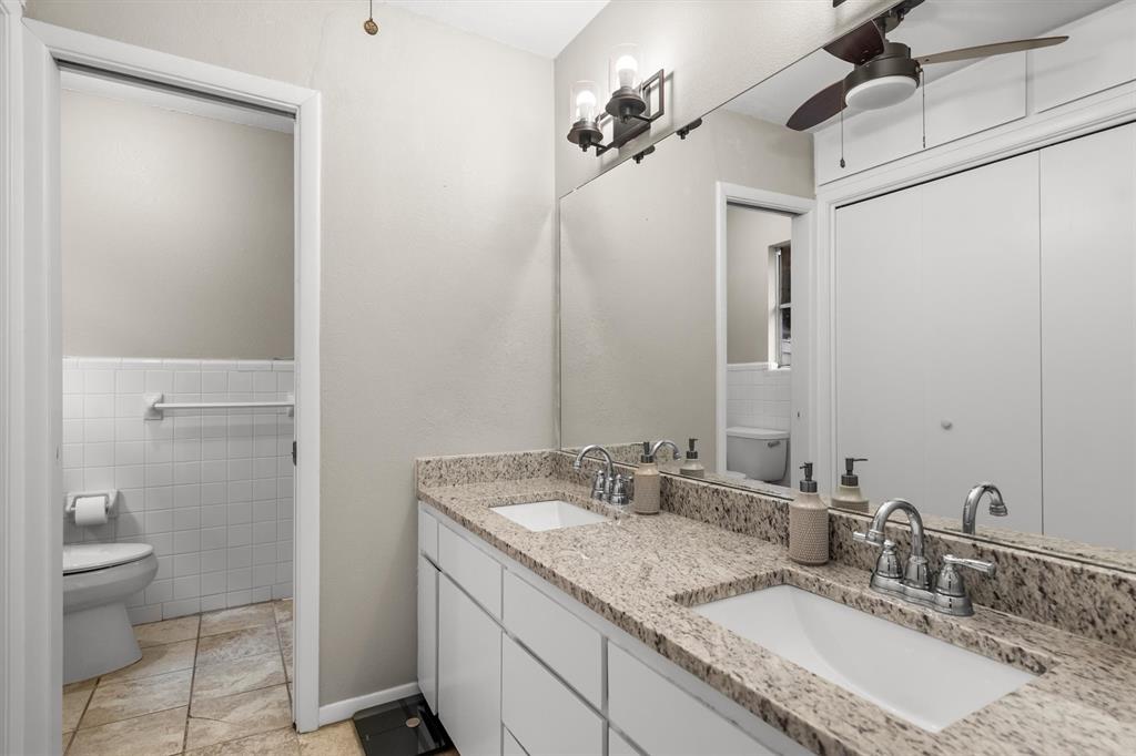 632 Caduceus Court Hurst, TX 76053 - Photo 20 of 34