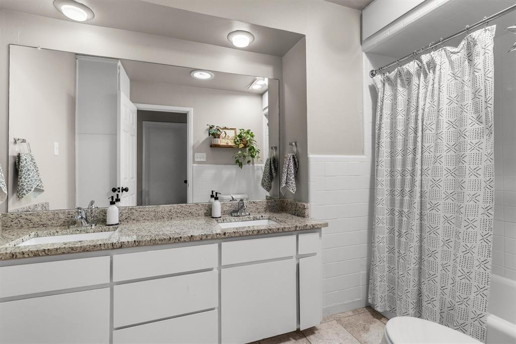 632 Caduceus Court Hurst, TX 76053 - Photo 24 of 34