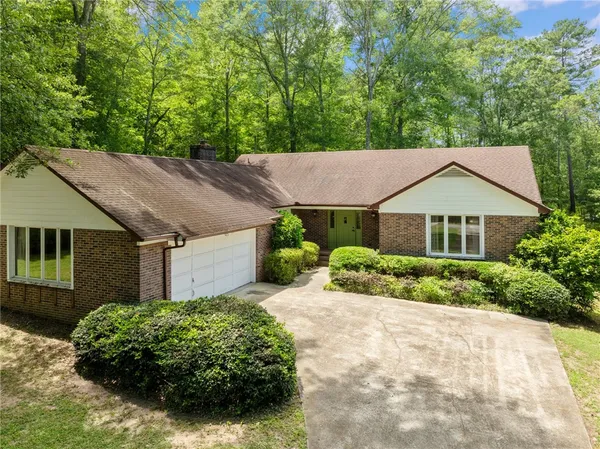 $315,000 | 1555 Fort Hill Drive, Seneca, SC 29678