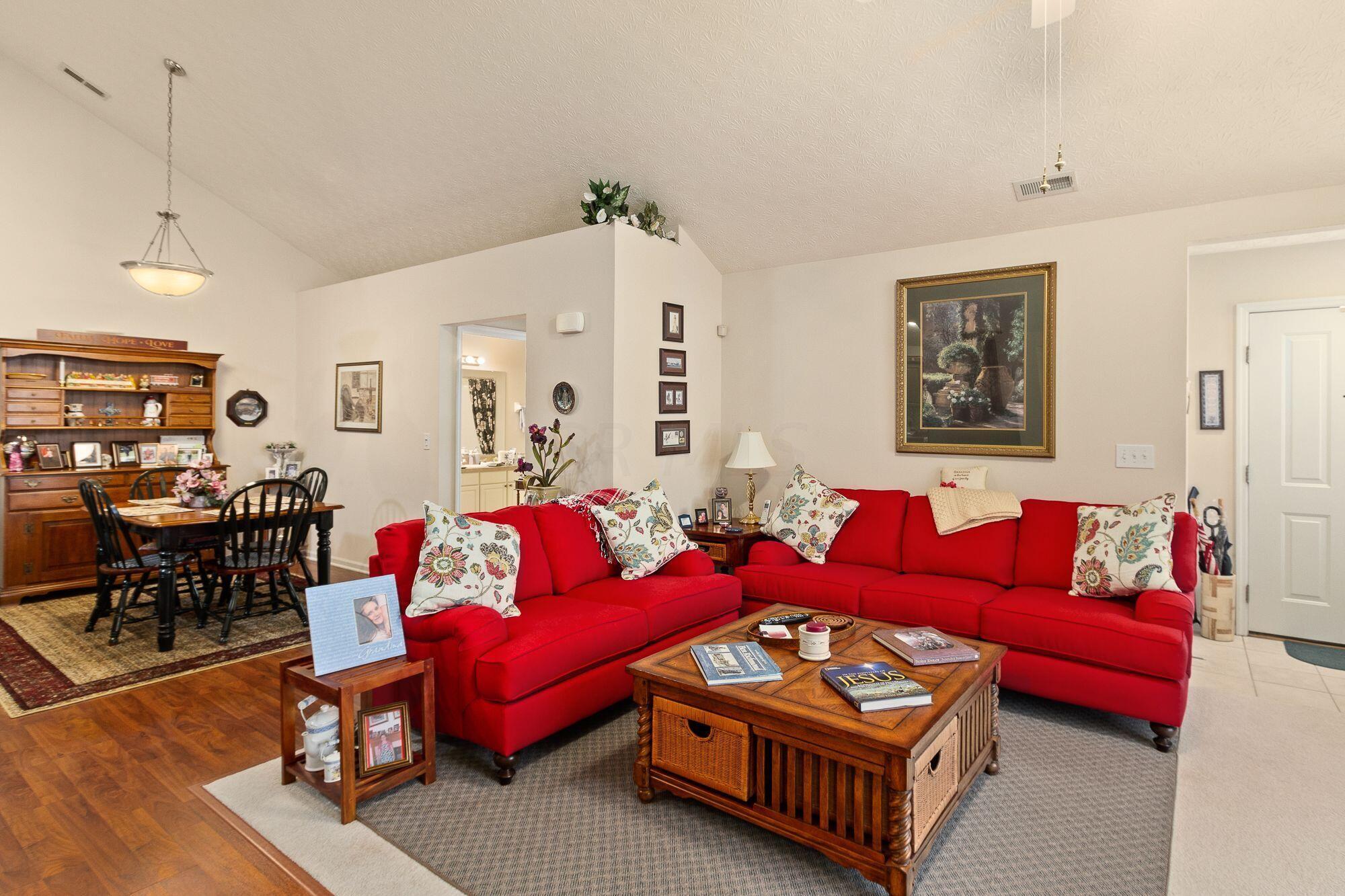 535 Ruttington Lane Westerville, OH 43082 - Photo 3 of 29 Vaulted ceilings with open living area