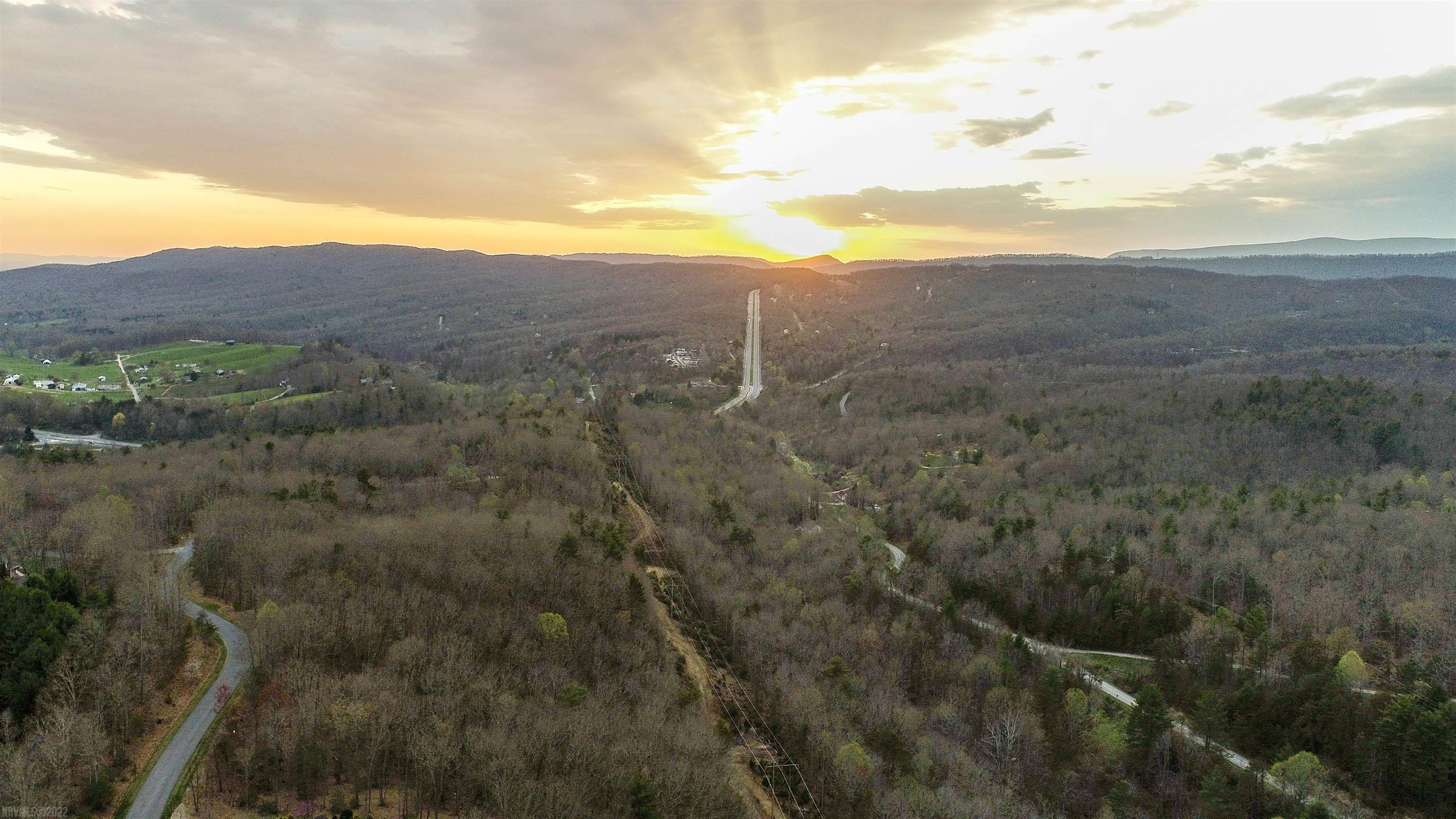 1115 Treetop Ridge Road Blacksburg, VA 24060 - Photo 21 of 26 Gallery Image 21