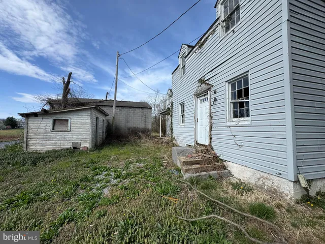 $159,900 | 5310 Stonewall Jackson Highway, Bentonville, VA 22610