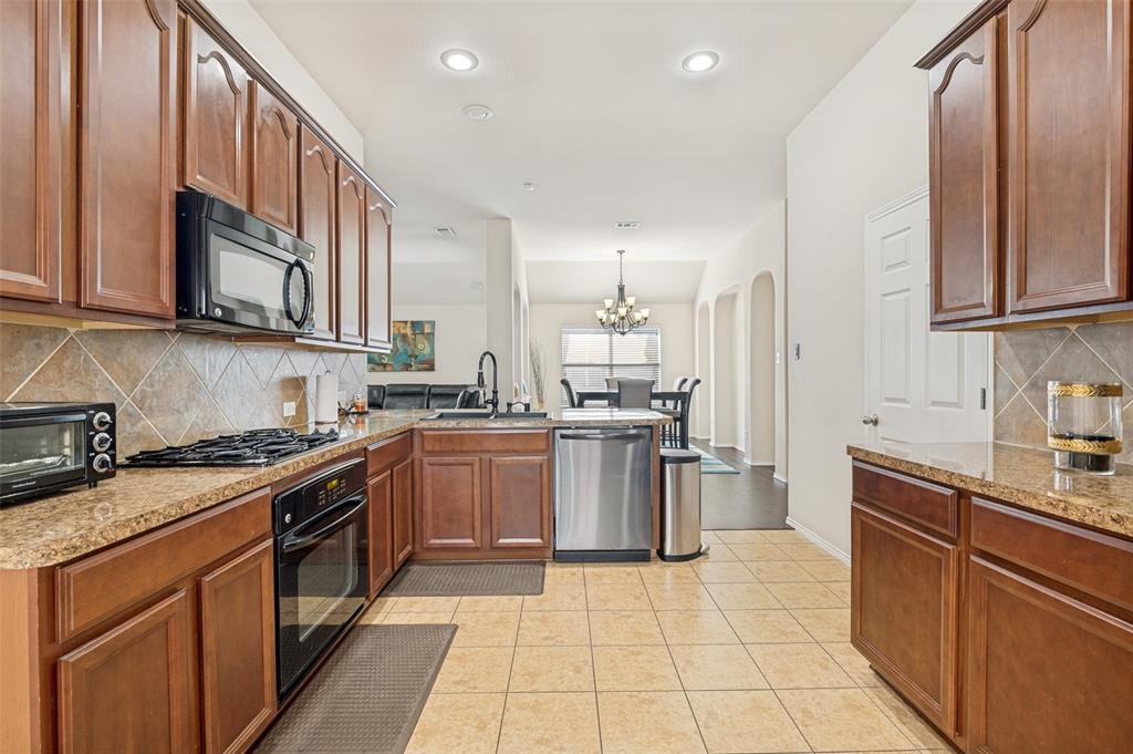 437 Castle Street DeSoto, TX 75115 - Photo 14 of 25