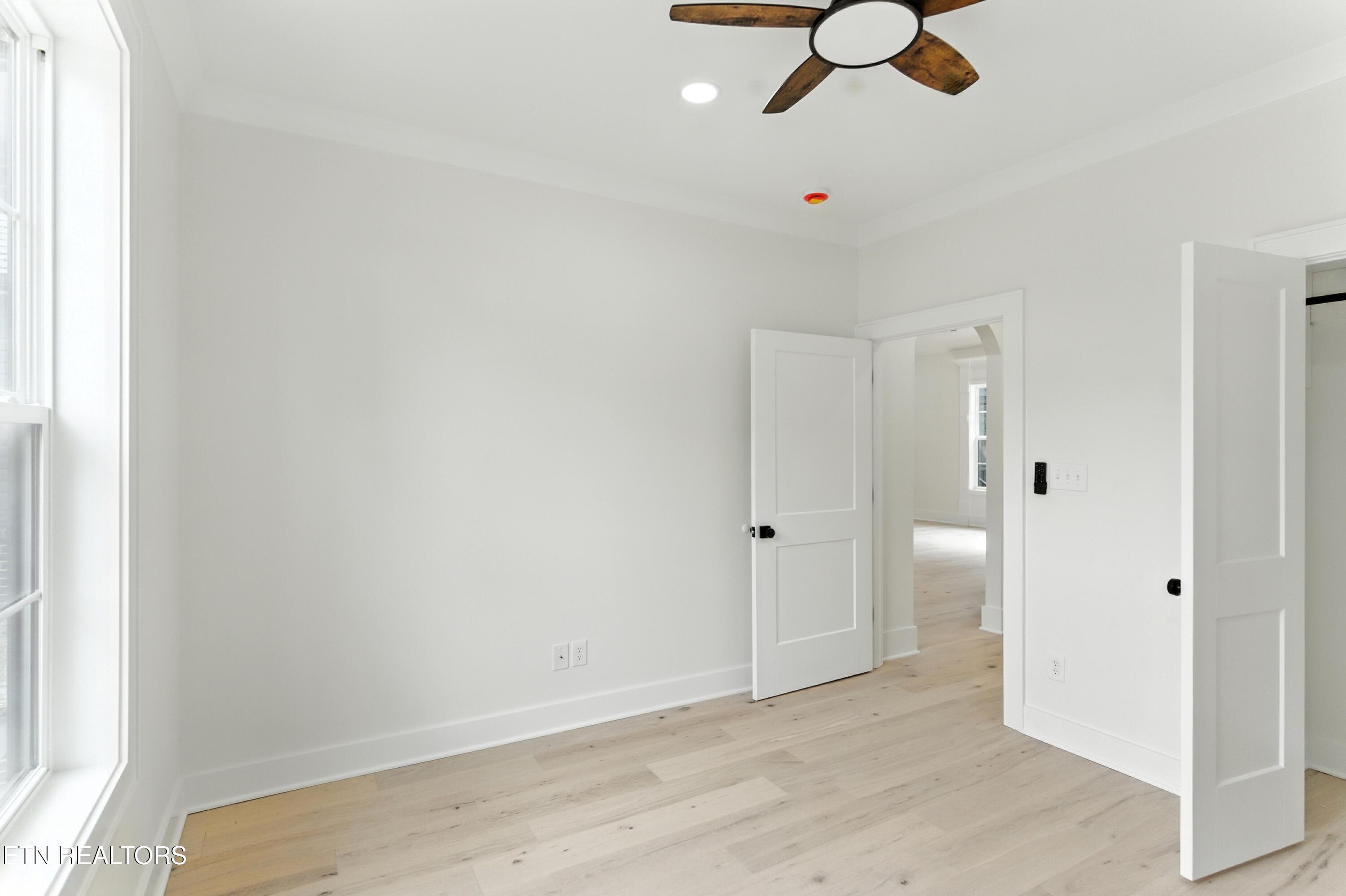 155 Elokwa Way Loudon, TN 37774 - Photo 40 of 49 085_DSC07020