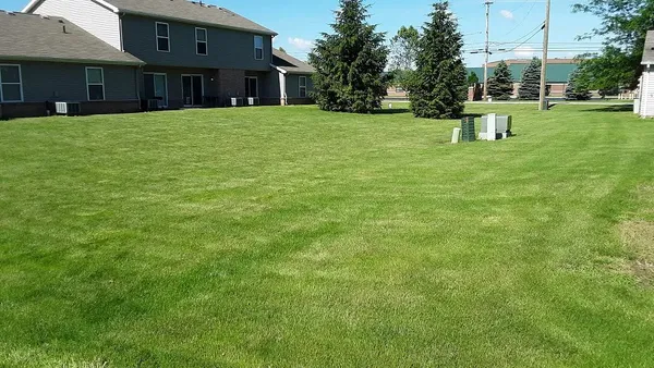 $735 | 735-739 South Main Street, Gibsonburg, OH 43431