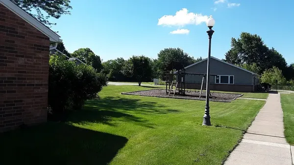 $735 | 735-739 South Main Street, Gibsonburg, OH 43431