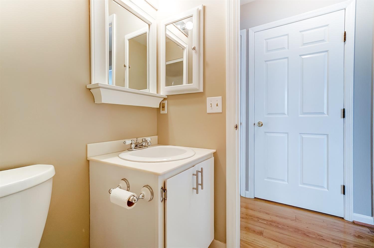 5340 Werk Road, Unit 8 Cincinnati, OH 45248 - Photo 23 of 33 Gallery Image 23