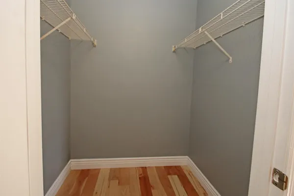 $2,400 | 1041 Oak View Court, Harrisonburg, VA 22802