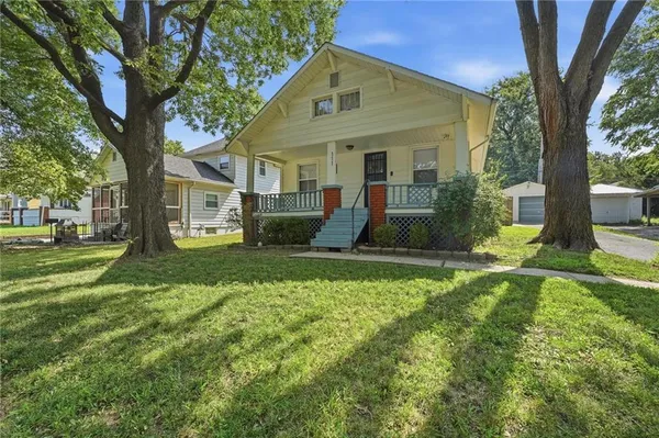 $180,000 | 111 South Huttig Avenue, Independence, MO 64053