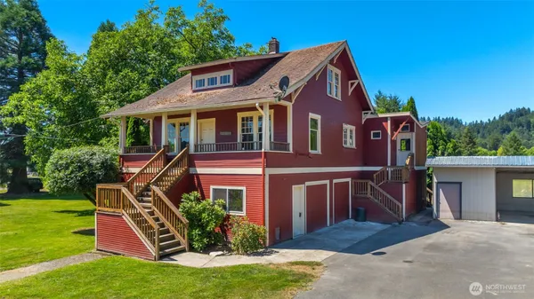 $700,000 | 5609 318th Avenue Northeast, Carnation, WA 98014
