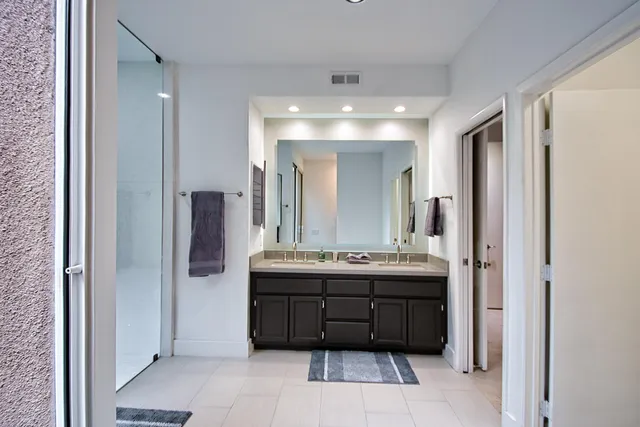 $5,500 | 125 Lakeshore Drive, Rancho Mirage, CA 92270