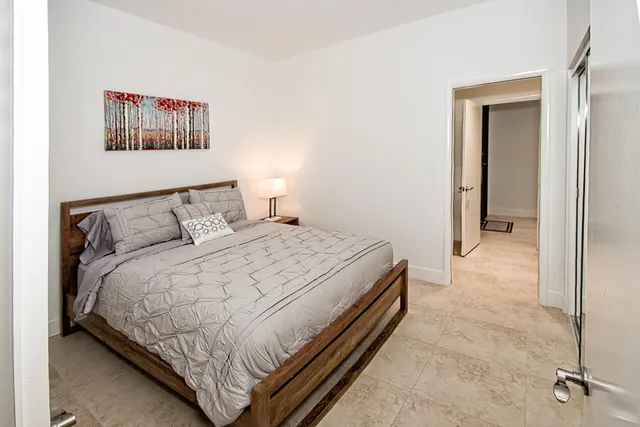 $5,500 | 125 Lakeshore Drive, Rancho Mirage, CA 92270