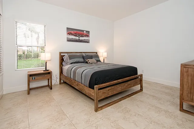 $5,500 | 125 Lakeshore Drive, Rancho Mirage, CA 92270