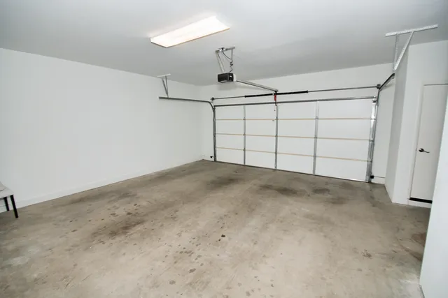 $5,500 | 125 Lakeshore Drive, Rancho Mirage, CA 92270