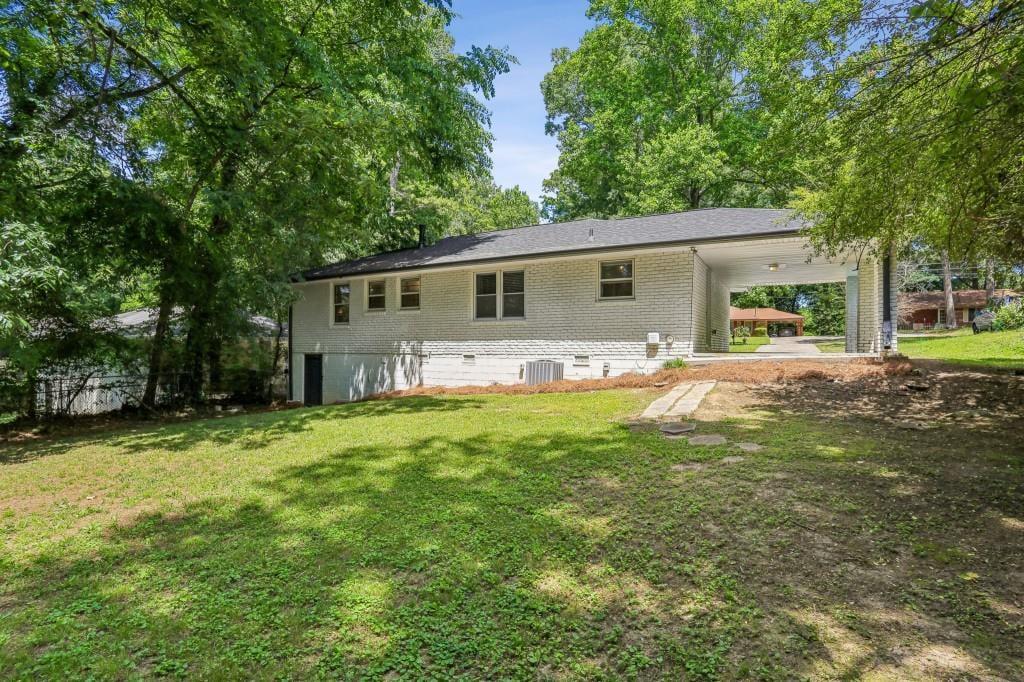 1879 Long Drive Decatur, GA 30032 - Photo 6 of 28 Gallery Image 6
