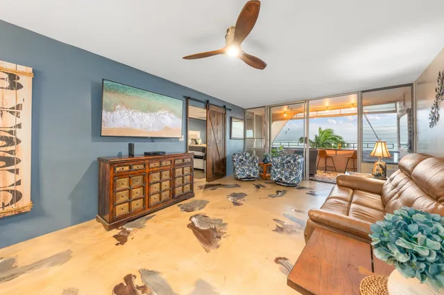 $1,100,000 | 150 Hauoli Street, Unit 511, Wailuku, HI 96793