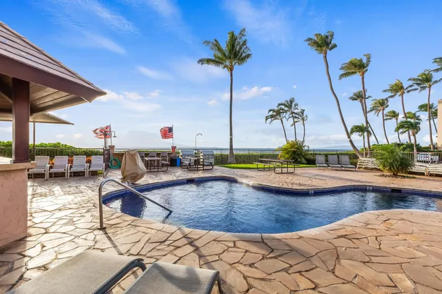 $1,100,000 | 150 Hauoli Street, Unit 511, Wailuku, HI 96793