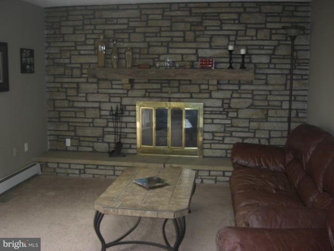 4254 Salem Bottom Road Westminster, MD 21157 - Photo 4 of 19 Family Room