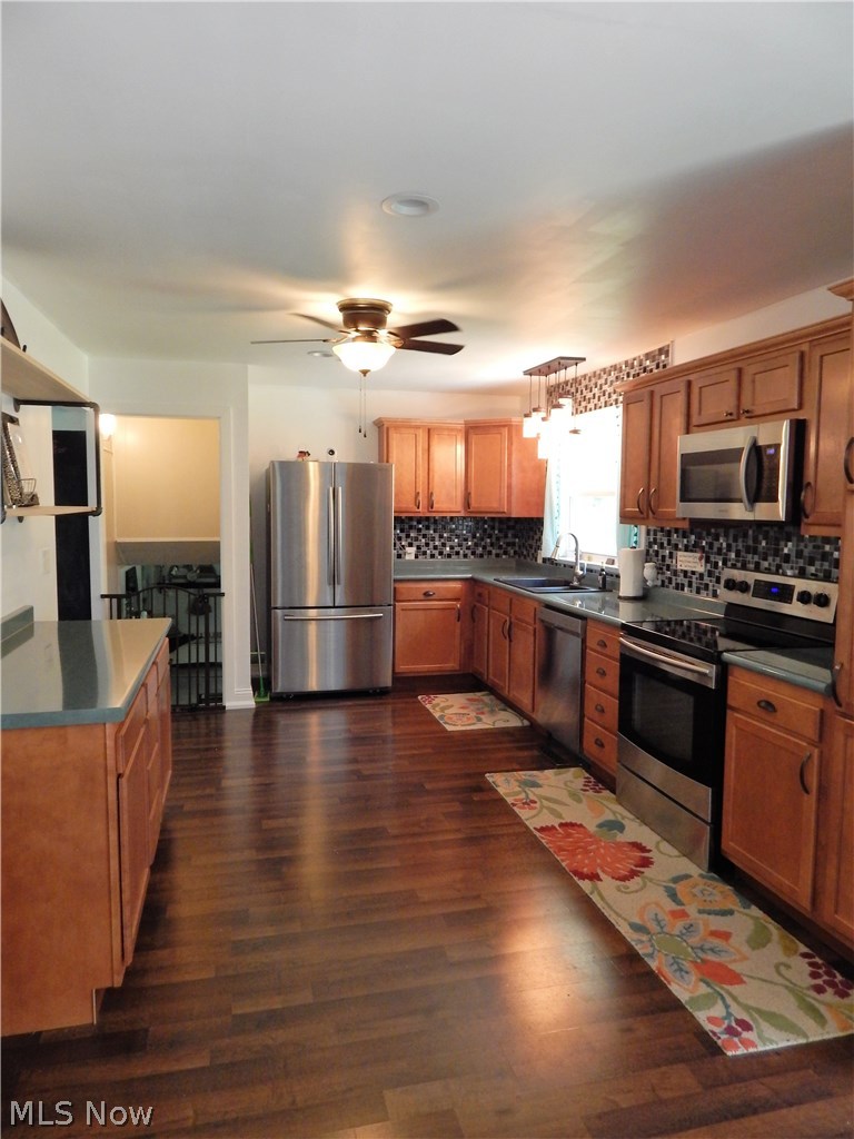 12985 North Pike Road Mount Perry, OH 43760 - Photo 3 of 35