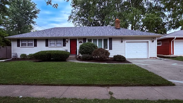 $219,000 | 16067 School Street, South Holland, IL 60473